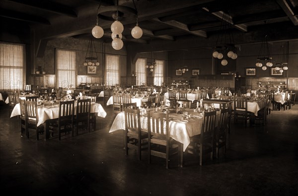 Arlington Hotel, Petoskey, Michigan, Hotels, Dining rooms, Resorts, United States, Michigan, Petoskey, 1890