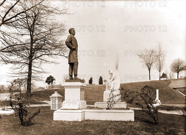 Tomb of Jefferson Davis, Hollywood Cemetery, Richmond, Va, Davis, Jefferson, 1808-1889, Tomb, Tombs & sepulchral monuments, Cemeteries, United States, Virginia, Richmond, 1905