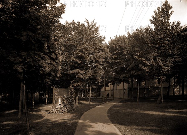 Park and auditorium, Bay View, Mich, The, Parks, Auditoriums, United States, Michigan, Bay View, 1906