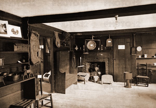 Kitchen of the John Hancock House, Lexington, Hancock, John, 1671-1752, Homes & haunts, Clarke, Jonas, 1730-1805, Homes & haunts, Kitchens, United States, Massachusetts, Lexington, 1900