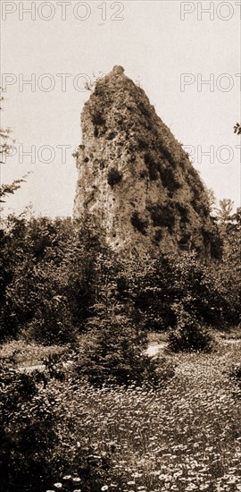 Sugar Loaf Rock, Mackinac Island, Michigan, Rock formations, United States, Michigan, Mackinac Island (Island), 1900