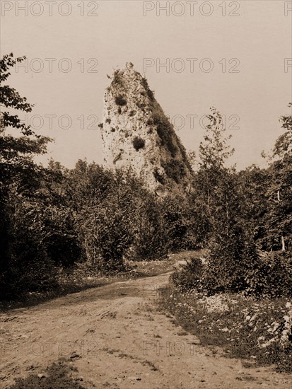 Sugar Loaf Rock, Mackinac Island, Rock formations, United States, Michigan, Mackinac Island (Island), 1900