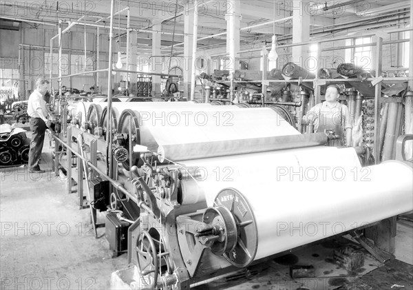 Paterson, New Jersey - Textiles. Jackson Winding and Warping Company, June 1937, Lewis Hine, 1874 - 1940, was an American photographer, who used his camera as a tool for social reform. US,USA