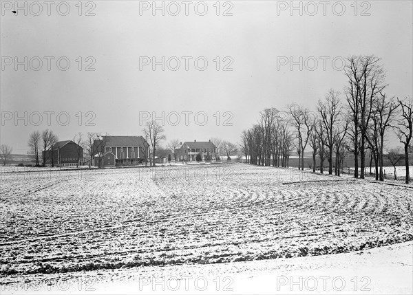 Lancaster, Pennsylvania - Housing. Typical farm and building near East Petersburg, 1936, Lewis Hine, 1874 - 1940, was an American photographer, who used his camera as a tool for social reform. US,USA