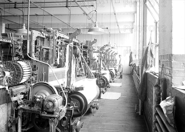 Paterson, New Jersey - Textiles. Looms, March 1937, Lewis Hine, 1874 - 1940, was an American photographer, who used his camera as a tool for social reform. US,USA