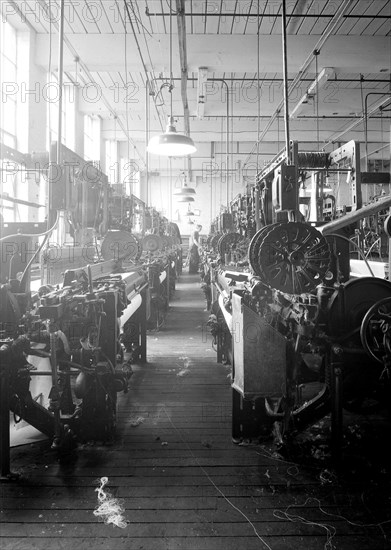 Paterson, New Jersey - Textiles. Looms, March 1937, Lewis Hine, 1874 - 1940, was an American photographer, who used his camera as a tool for social reform. US,USA