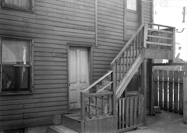 Paterson, New Jersey - Textiles. Former silk workers. Rear Tenement off Summer St, March 1937, Lewis Hine, 1874 - 1940, was an American photographer, who used his camera as a tool for social reform. US,USA