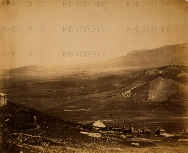 View of the lines of Balaclava from Guard's Hill; Canrobert's Hill in the distance, Crimean War, 1853-1856, Roger Fenton historic war campaign photo