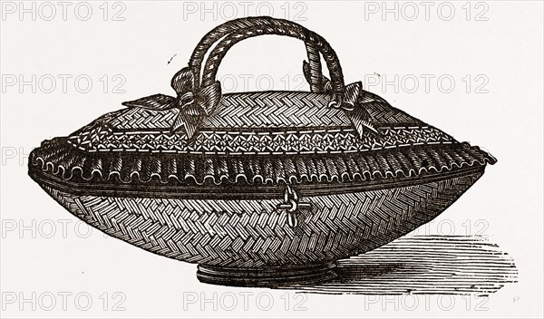 WORK-BASKET OF FANCY STRAW, 19th CENTURY