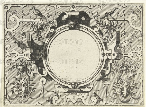 Round cartouche surrounded by scroll work with garlands and fruit bunches, Johannes or Lucas van Doetechum, Hans Vredeman de Vries, Hieronymus Cock, c. 1555 - c. 1560