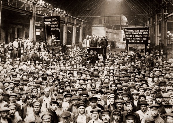 Putilov Plant, Petrograd, Saint Petersburg, meeting of workers, July 1920, History of the Russian Revolution