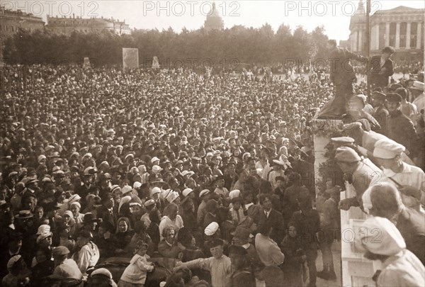 Place Ouritsky, Petrograd Saint Petersburg Russia, History of the Russian Revolution