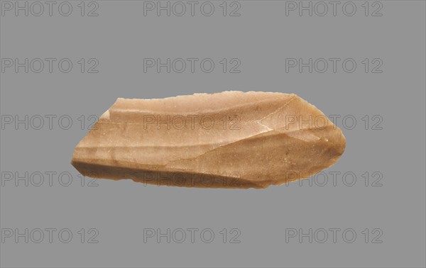 Sickle Blade, 1980-1801 BC. Egypt, Middle Kingdom, Dynasty 12. Flint; overall: 5 cm (1 15/16 in.).