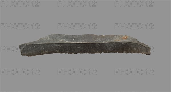 Sickle Blade, 1980-1801 BC. Egypt, Middle Kingdom, Dynasty 12. Flint; overall: 5 cm (1 15/16 in.).