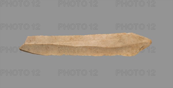 Sickle Blade, 1980-1801 BC. Egypt, Middle Kingdom, Dynasty 12. Flint; overall: 5 cm (1 15/16 in.).