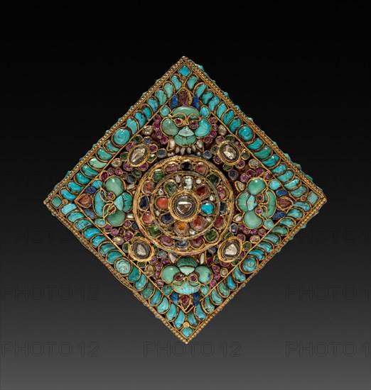 Charm Case, 19th Century. Tibet, 19th century. Gold with jewels; overall: 7.1 x 7.1 cm (2 13/16 x 2 13/16 in.).