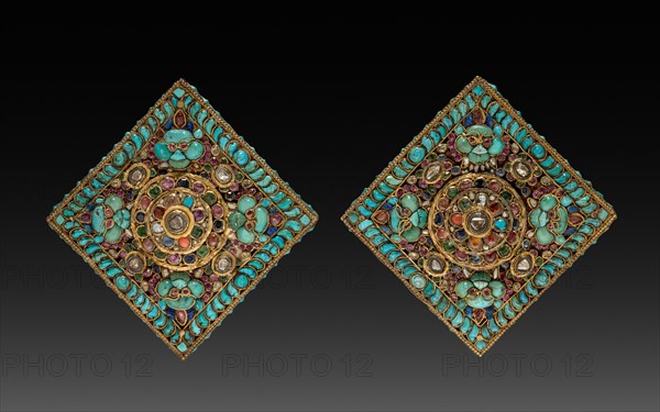 Charm Case Pair, 19th Century. Tibet, 19th century. Gold with jewels; overall: 7.1 x 7.1 cm (2 13/16 x 2 13/16 in.).