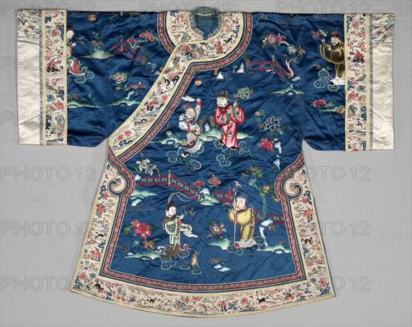 han Woman's Coat, later 1800s. China, late 19th century. Embroidery, silk and gold thread; overall: 110.5 x 132.1 cm (43 1/2 x 52 in.).