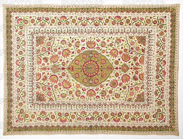 Bed cover with floral medallion pattern, late 1600s to early 1700s. India, Deccan. Plain weave, quilted: cotton; embroidery, couched laid work: silk and gilt-metal thread; overall: 251.5 x 330.2 cm (99 x 130 in.)