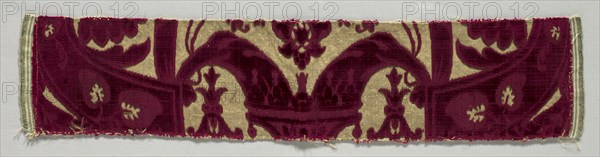 Velvet Fragment, 1600s. Italy, Genoa, 17th century. Velvet; overall: 12 x 56.1 cm (4 3/4 x 22 1/16 in.).