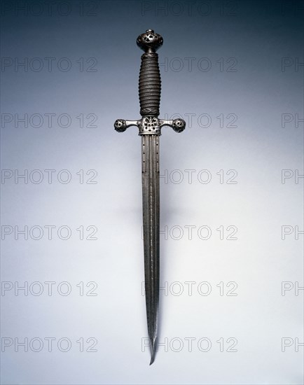Dagger, c. 1620-1650. Netherlands, 17th century. Steel, wire grip, perforated blade; overall: 46 cm (18 1/8 in.); blade: 30.9 cm (12 3/16 in.); quillions: 9.8 cm (3 7/8 in.); grip: 12 cm (4 3/4 in.).