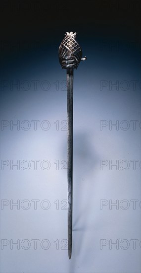 Schiavona Broadsword, early 1700s. Italy, Venice, early 18th Century. Steel and silver wire grip. silver pommel; overall: 107.3 cm (42 1/4 in.); blade: 92.7 cm (36 1/2 in.); grip: 9.8 cm (3 7/8 in.); guard: 12.7 cm (5 in.).