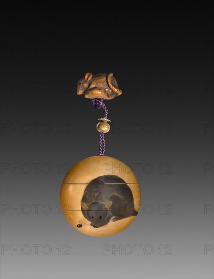 Inro, late 19th century. Japan, Edo Period (1615-1868). Lacquer; diameter: 8.4 cm (3 5/16 in.).