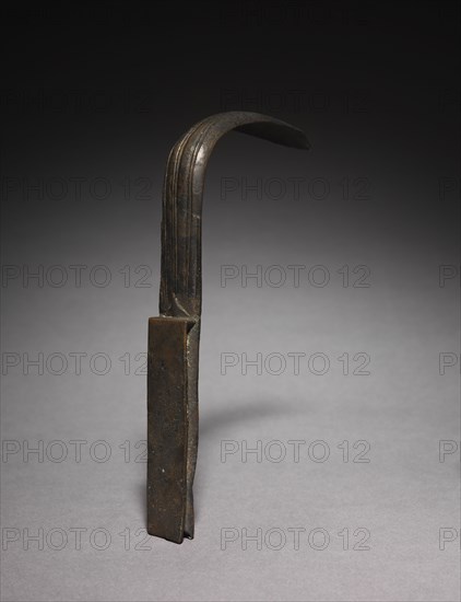 Strigil, 324-476. Italy, Roman, 4th-5th Century. Bronze; overall: 27.4 cm (10 13/16 in.).