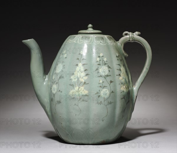 Pitcher with Inlaid Chrysanthemum and Peony Design, 1100s. Korea, Goryeo period (918-1392). Celadon ware with inlaid white and black slip decoration; height with lid: 20.6 cm (8 1/8 in.); outer diameter: 15 cm (5 7/8 in.).
