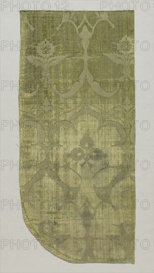 Fragment, probably from a Chasuble, 1400s. Italy. Silk with cut and voided velvet; overall: 63.5 x 29.9 cm (25 x 11 3/4 in.)