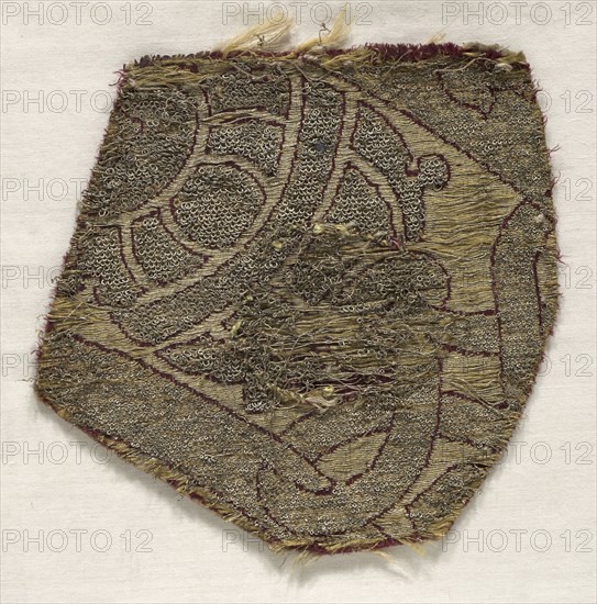 Fragment of Gothic Velvet, 15th century. Spain, 15th century. Velvet; silk and metallic thread; average: 14.6 x 15 cm (5 3/4 x 5 7/8 in.)