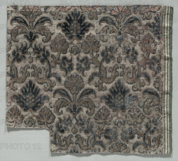 Velvet Fragment, 1600s. Italy, 17th century. Velvet; overall: 23.7 x 26.5 cm (9 5/16 x 10 7/16 in.).