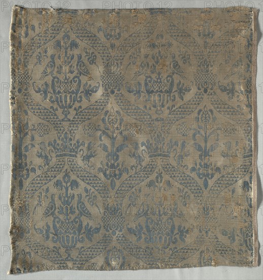 Damask Fragment, 1500s. Italy, 16th century. Damask; overall: 53.5 x 50 cm (21 1/16 x 19 11/16 in.)