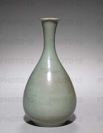 Bottle, 1100s. Korea, Goryeo period (918-1392). Celadon; overall: 27.7 cm (10 7/8 in.).