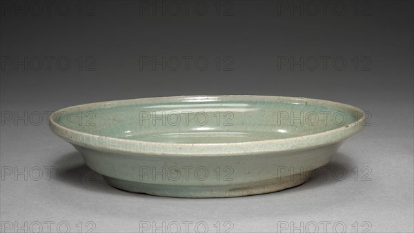 Bowl and Saucer with Incised Lotus and Peony Design, 1100s. Korea, Goryeo period (918-1392). Pottery; diameter: 17.9 cm (7 1/16 in.); overall: 9 cm (3 9/16 in.).