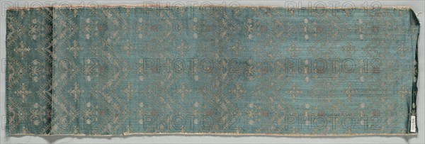 Brocade Textile, 1500s. Italy, 16th century. Lampas weave, silk; overall: 60.3 x 19.2 cm (23 3/4 x 7 9/16 in.)