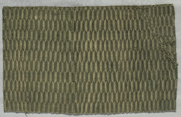 Silk Textile, 1600s. Italy, 17th century. Lampas weave (?), silk; overall: 39.3 x 25.1 cm (15 1/2 x 9 7/8 in.)