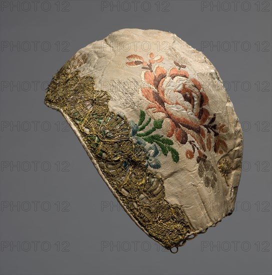 Cap, mid 1700s. France, Strasbourg, mid-18th century, Period of Louis XV. Corded silk damask and metallic thread, edge embroidered with gold lace; overall: 22.8 x 24.1 cm (9 x 9 1/2 in.)