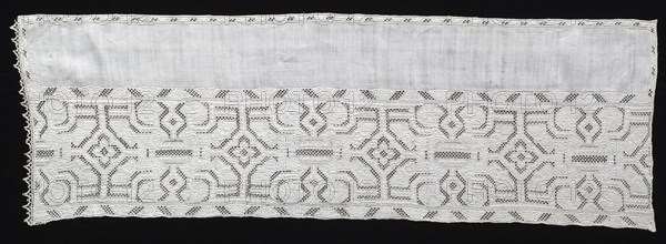 Needlepoint (Cutwork) and Bobbin Lace Panel, late 16th century. Italy, Venice ?, late 16th century. Lace, needlepoint: linen; average: 33 x 104.5 cm (13 x 41 1/8 in.).
