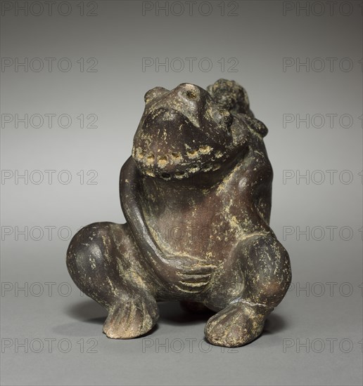 Jar in Shape of Grotesque Beasts, before 1921. Colombia. Pottery; diameter: 12.8 cm (5 1/16 in.); overall: 12 x 11 x 12.5 cm (4 3/4 x 4 5/16 x 4 15/16 in.).