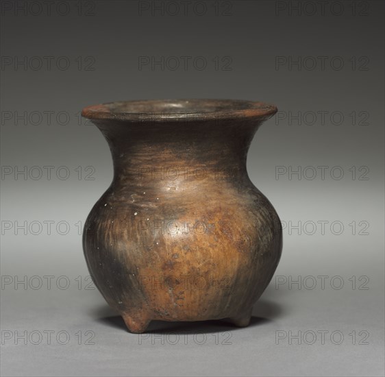 Vase, before 1521. Mexico. Pottery; overall: 9 x 8 cm (3 9/16 x 3 1/8 in.).