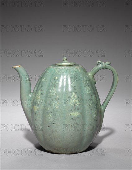 Melon-shaped Ewer with Incised Peony Design, 918-1392. Korea, Goryeo period (918-1392). Pottery; vessel only: 18.3 cm (7 3/16 in.).