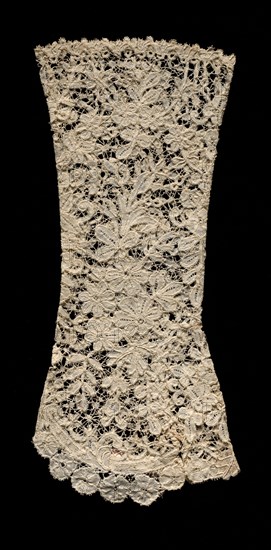 Glove, c. 1850. Flanders, 19th century. Bobbin (Duchese) lace; overall: 26.1 x 12.1 cm (10 1/4 x 4 3/4 in.)