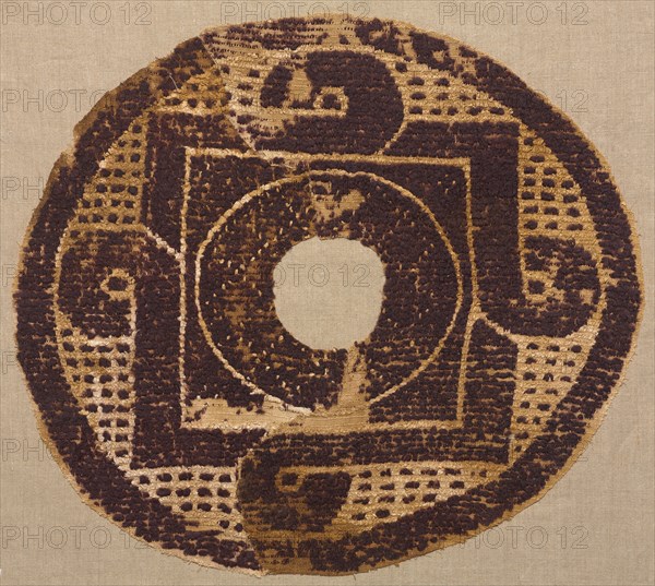 Looped Roundel from a Blanket or Cover, 300s-400s. Egypt, Byzantine period, 4th - 6th century. Tapestry weave with supplementary weft wrapping; undyed linen and dyed wool; overall: 49.5 x 55.3 cm (19 1/2 x 21 3/4 in.)