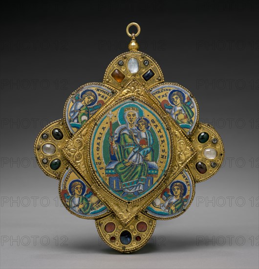 Pendant with the Virgin and Child, c. 1160-1170. Circle of Godefroid de Huy (Netherlandish). Gilded copper, champlevé enamel; the reverse decorated in vernis brun; overall: 19.8 x 17 x 3.2 cm (7 13/16 x 6 11/16 x 1 1/4 in.).