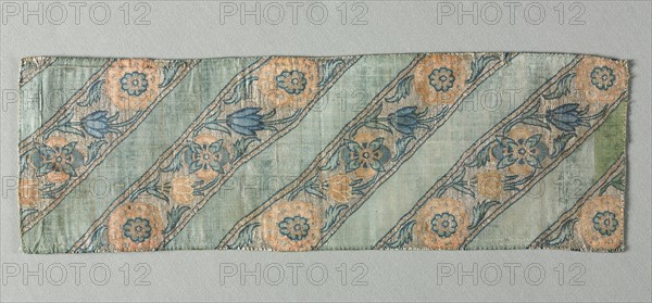 Fragment, 1600s. Iran, 17th century. Brocade; silk and metal; overall: 36.9 x 11.5 cm (14 1/2 x 4 1/2 in.)