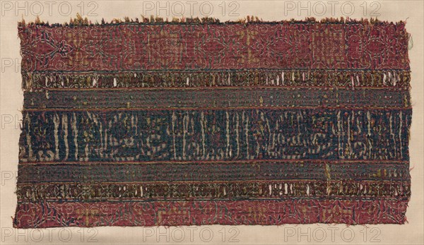 Silk Fragment, 14th century. Spain, Islamic period, 14th century. Lampas weave with areas of compound tabby, silk; average: 38.8 x 20.3 cm (15 1/4 x 8 in.)