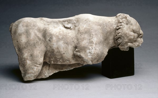 Fragment of a Panther, 100s BC. Greece, Hellenistic period, 2nd Century BC. Marble; overall: 24.8 x 50.2 x 26.8 cm (9 3/4 x 19 3/4 x 10 9/16 in.).