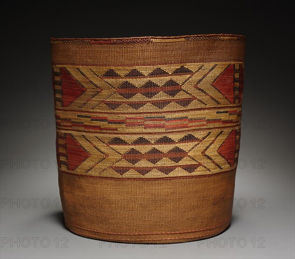 Cooking Basket, late 1800s. Northwest Coast, Tlingit, late 19th Century. Spruce root; twined, false embroidery; overall: 30.8 x 30.5 cm (12 1/8 x 12 in.).