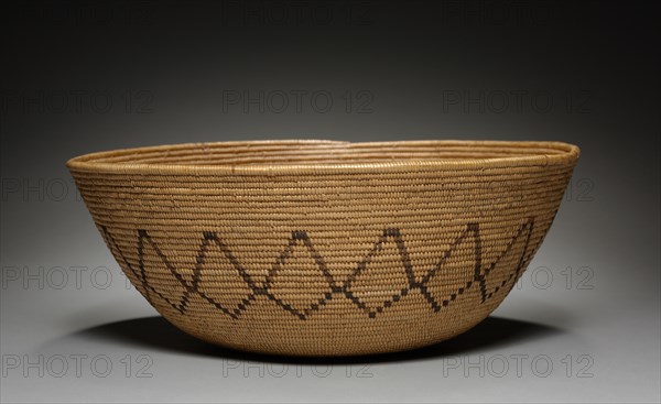 Bowl, c 1875- 1925. California, Southern, Gabrielino (San Gabriel, Mission or Tongva), Late 19th- Early 20th century. Coiled; overall: 15 x 39 cm (5 7/8 x 15 3/8 in.).